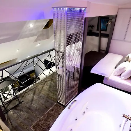 Apartment Grecheskie *